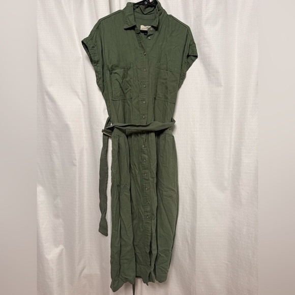 Universal Thread Forest Green Midi Dress - Picture 1 of 6